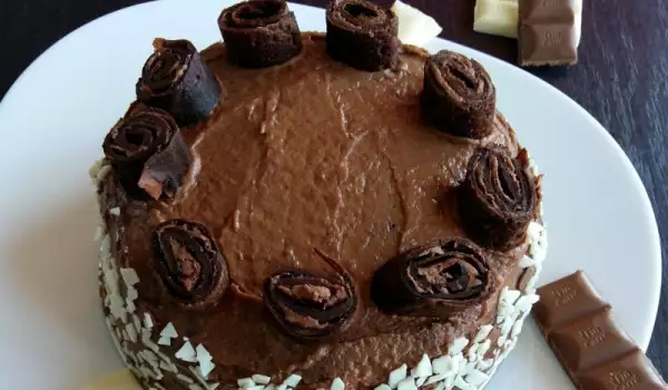 Jedinstvena torta od čokoladnih palačinaka