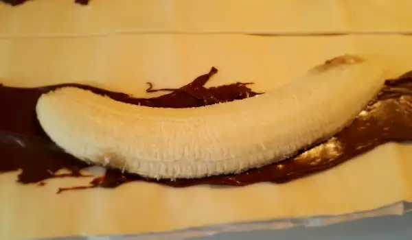 Slatka pita sa kremom i bananom