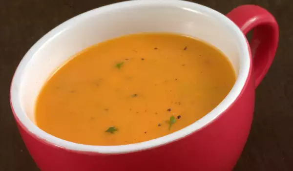 Krem supa od crvenog sočiva sa začinima