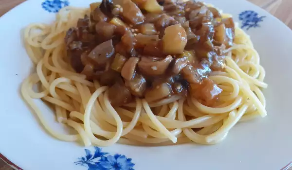 Špageti sa patlidžanom, tikvicom i pečurkama