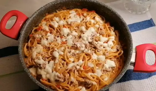 Špagete u sosu sa tunom