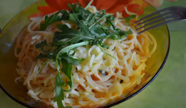 Špagete sa rukolom i paradajzom