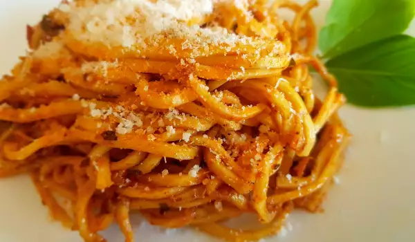 Špagete sa pestom od sušenog paradajza