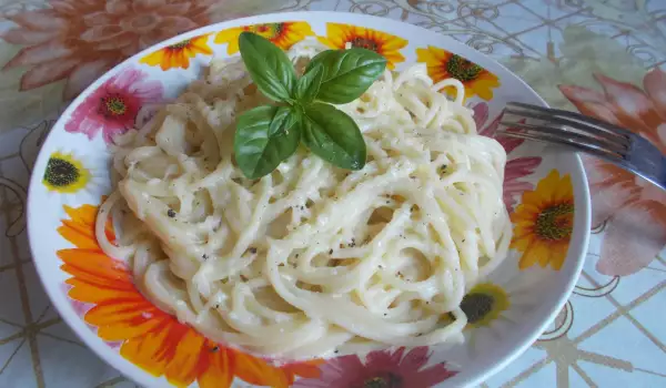 Špageti sa raskošnim sosom