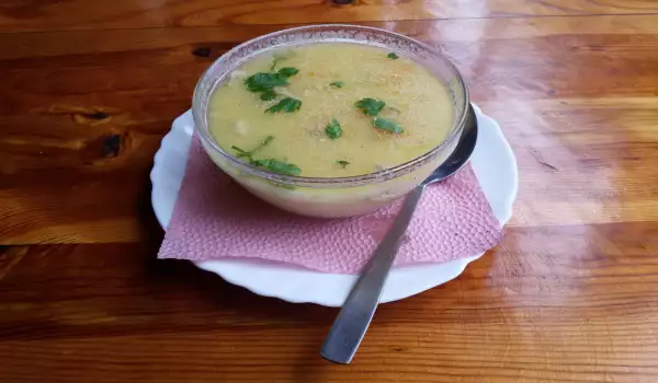 Začinjena supa od domaćeg pileta
