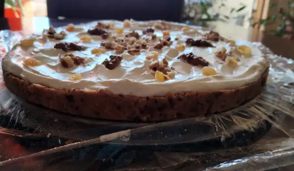 Sirova torta od šargarepe bez šećera