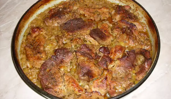 Pečeno svinjsko meso u rerni