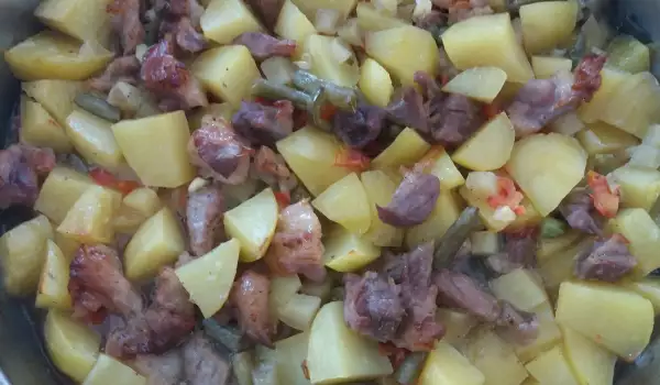 Svinjsko meso sa krompirom i povrćem
