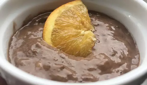 Zdrava tečna čokolada sa pomorandžom