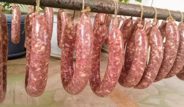Domaća sirova kobasica od teletine