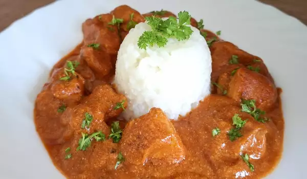 Pile Tika Masala sa pirinčem