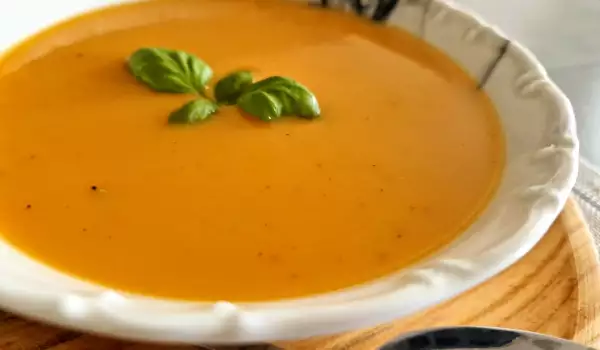 Pikantna krem supa od bundeve sa bosiljkom