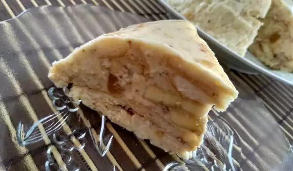 Keks torta sa bananama i kiselom pavlakom