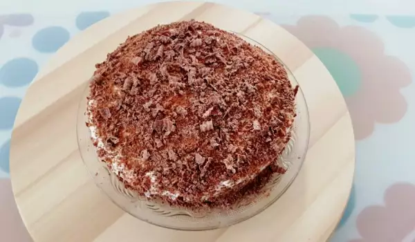 Torta sa domaćom korom i narendanom čokoladom