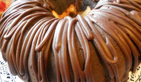 Čokoladna torta sa nadevom od filadelfija sira