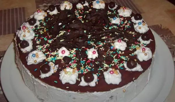 Osmomartovska torta