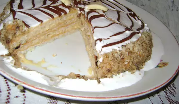 Prefinjena torta Esterhazi