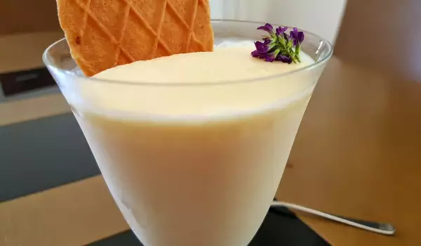 Vanila jogurt sladoled