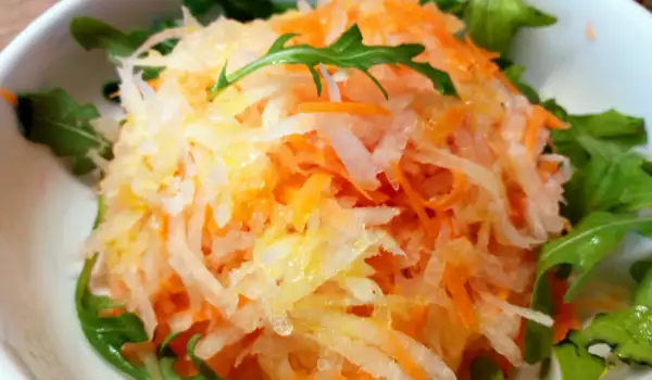 Vitaminska salata sa rotkvom i rukolom