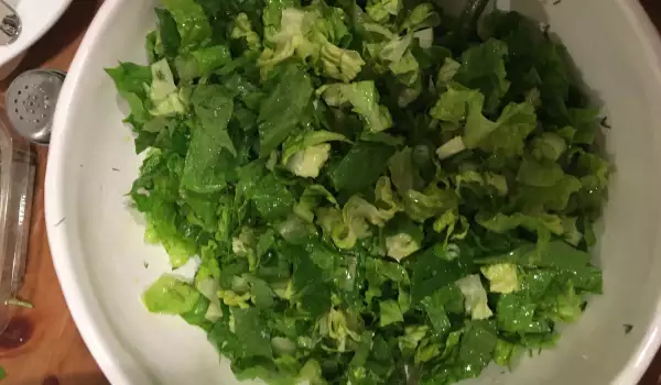 Zelena sa salata sa mirođijom