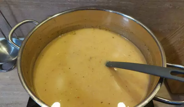 Krem supa od povrća sa pilećim mesom