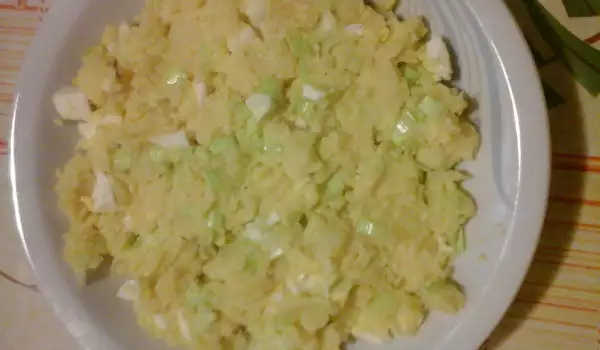 Zimska krompir salata sa jajima