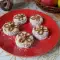 Mini torte sa keksićima i tečnom čokoladom