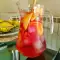 Sangrija sa rozeom, rumom i brendijem