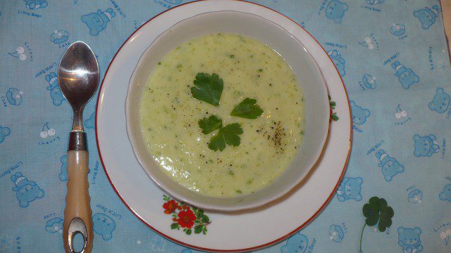 Mlečna supa sa krompirom i tikvicama