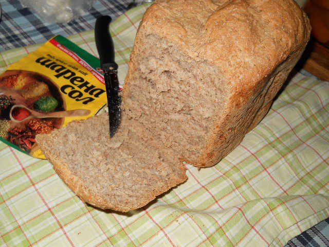 Hleb sa graham brašnom u mini pekari