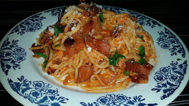Jednostavne domaće špagete