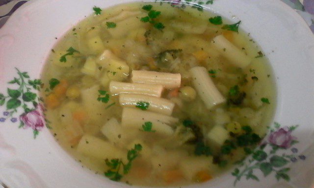 Posna supa od povrća sa makaronama