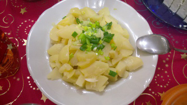 Tradicionalna krompir salata