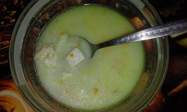 Začinjena supa od domaćeg pileta