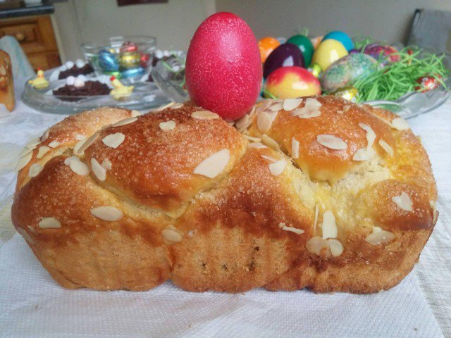 Mamin Uskršnji kolač