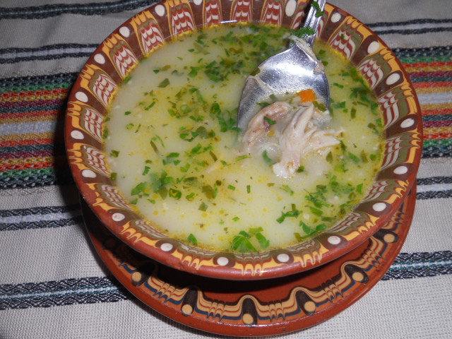 Pileća supa sa kuvanom zaprškom