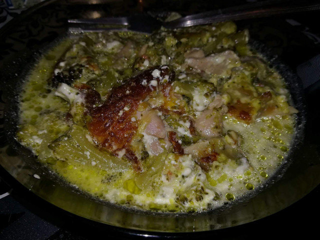 Piletina s brokolijem i bešamel sosom