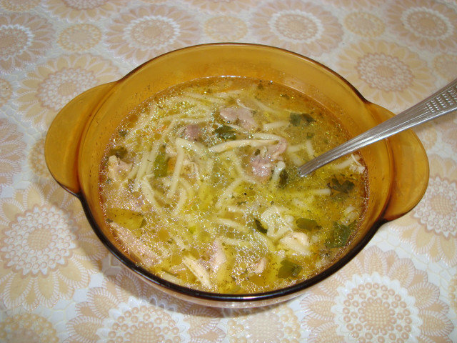 Bistra pileća supa