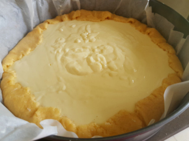 Raskošan kolač sa kremom od vanile