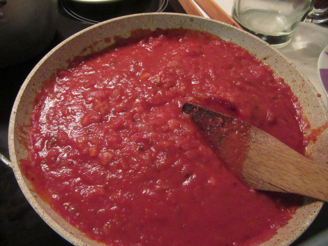 Domaći vegan sos za špagete