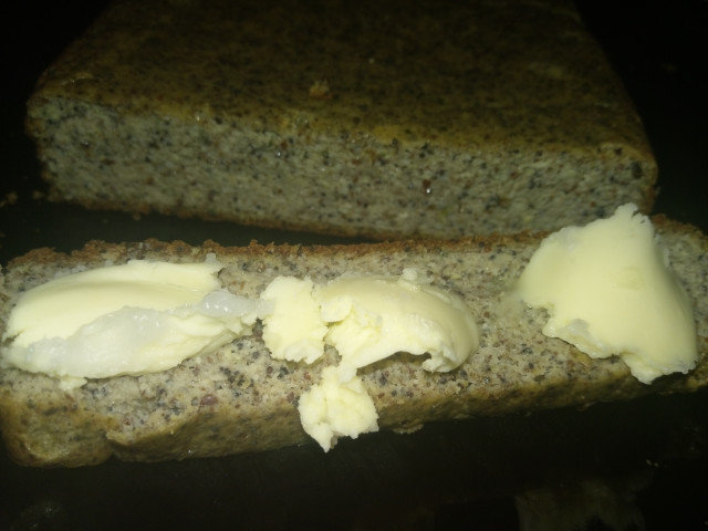 Paleo hleb u mini pekari