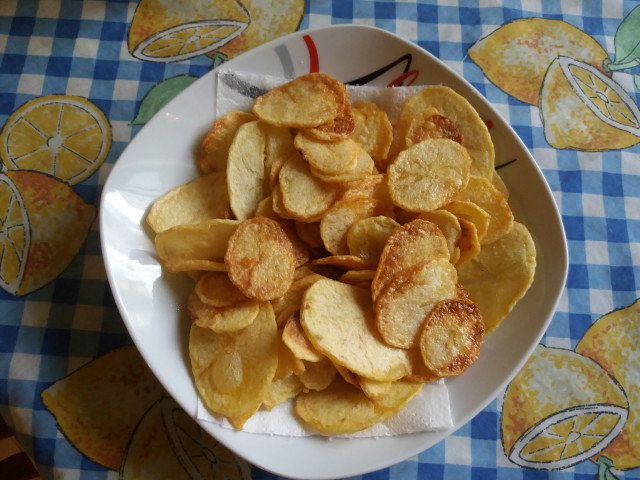 Domaći čips od krompira