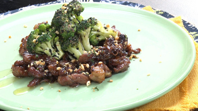 Glazirana svinjetina sa brokolijem