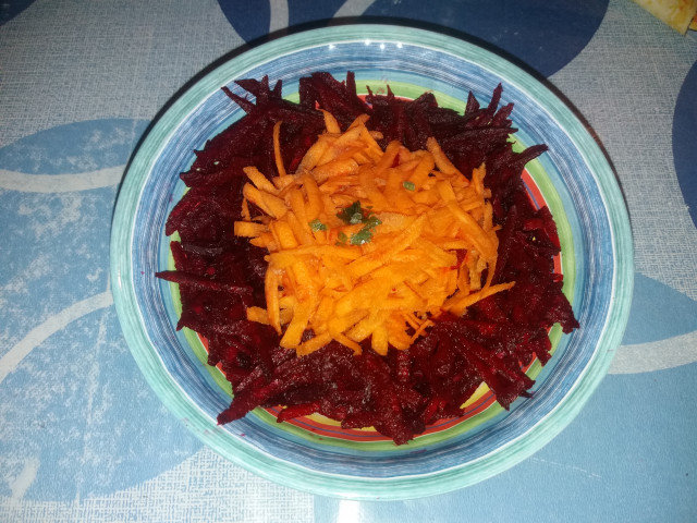 Salata od cvekle i šargarepe