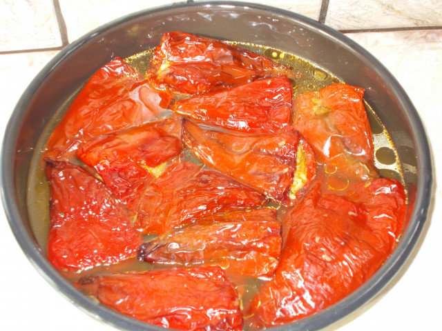 Posne sušene paprike sa prazilukom, pirinčem i pasuljem