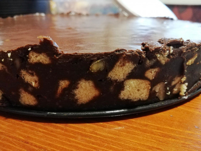 Čokoladna keks torta Raskoš