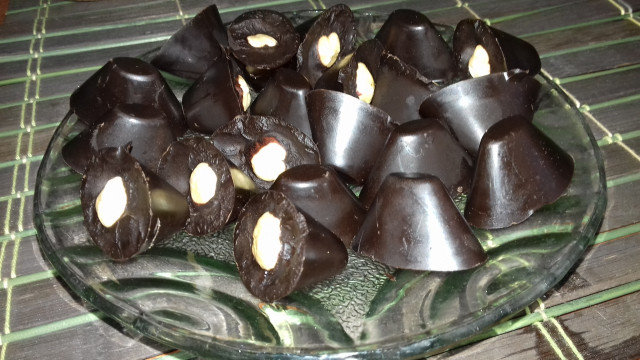 Sirova čokolada sa kokosovim maslacem