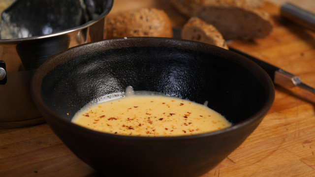 Krem supa sa tri vrste sira
