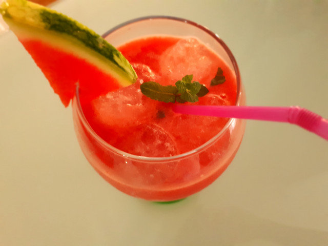 Osvežavajući koktel sa lubenicom i votkom