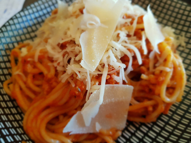 Klasične špagete bolonjeze